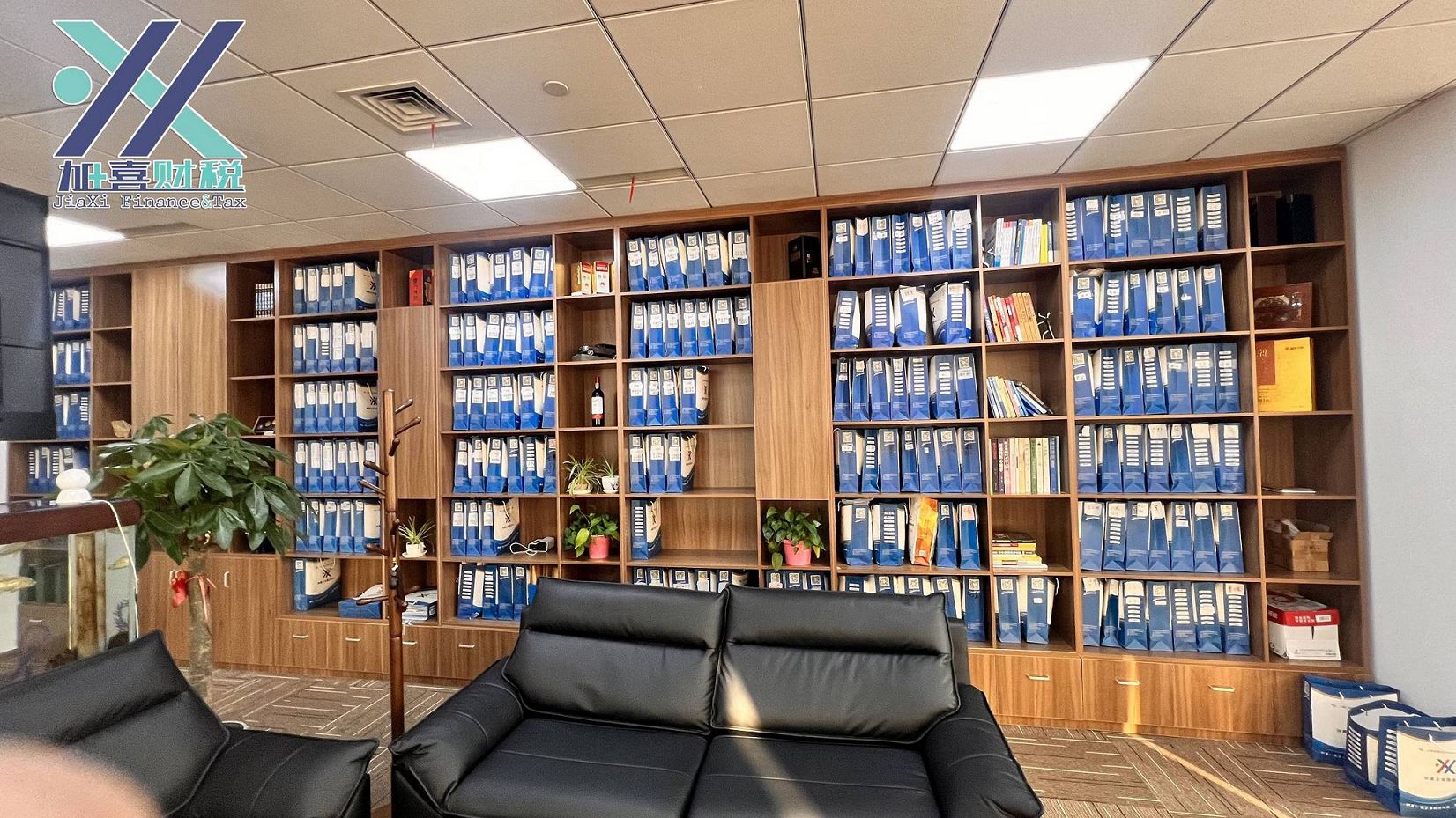 Proceso de inspección anual de la licencia comercial y sanciones por retraso